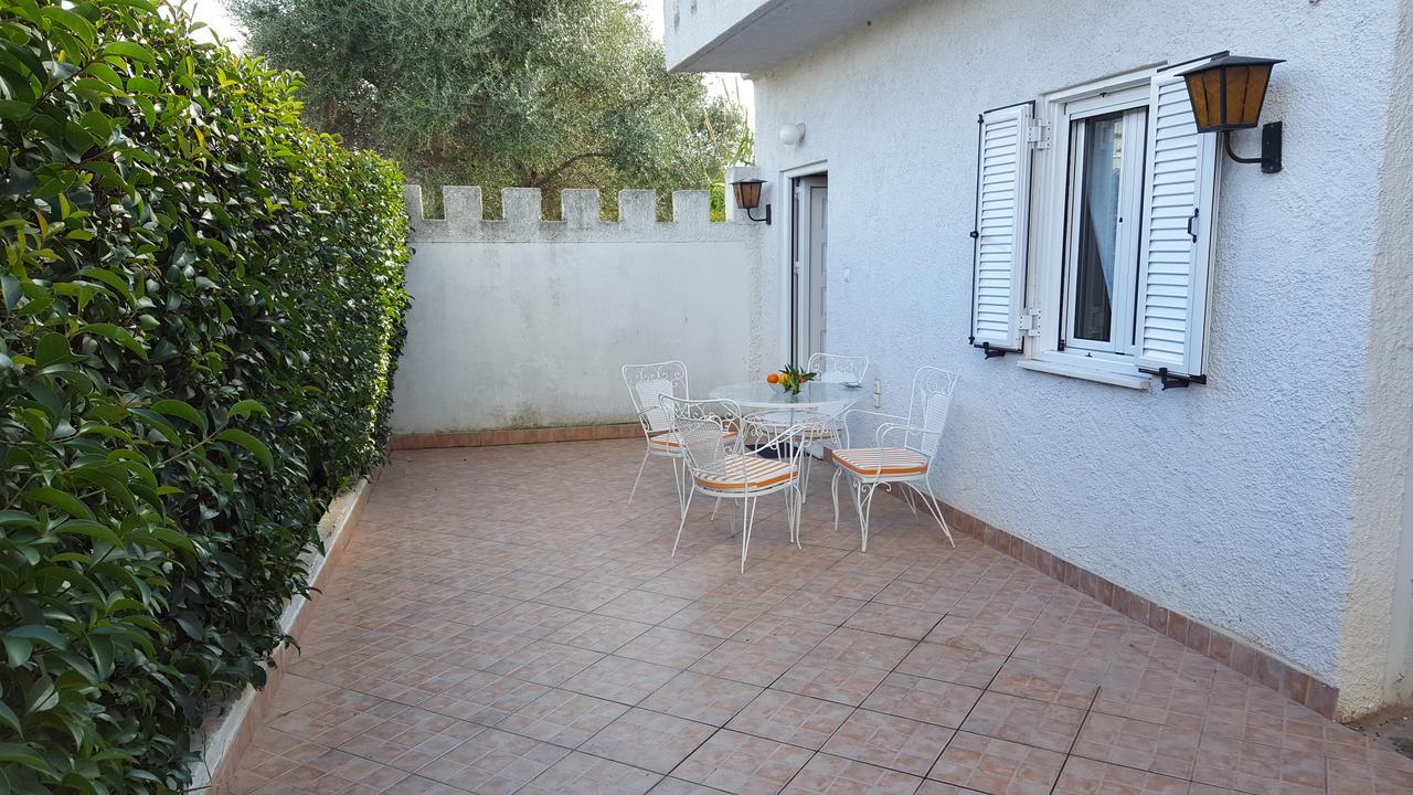 Patras Palm Tree Apartment Екстериор снимка