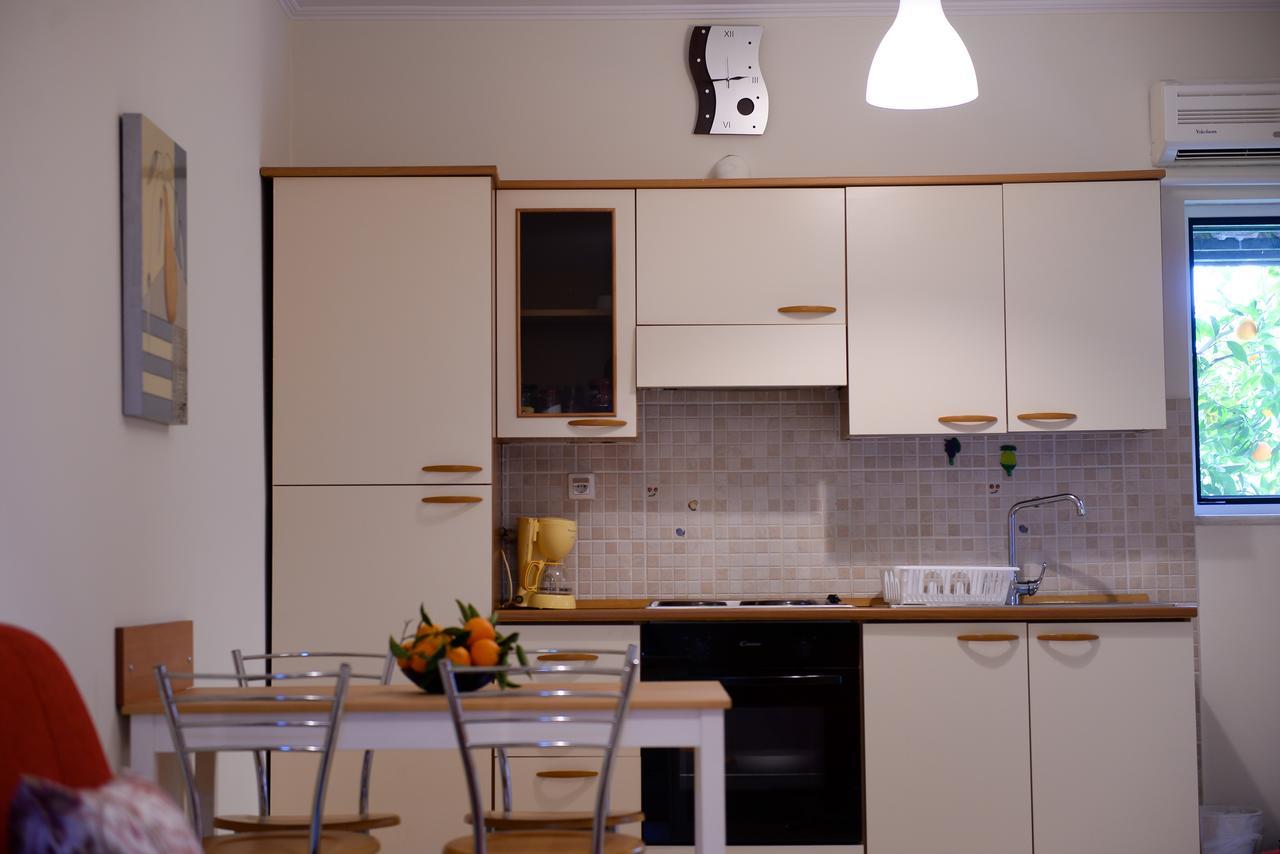 Patras Palm Tree Apartment Екстериор снимка